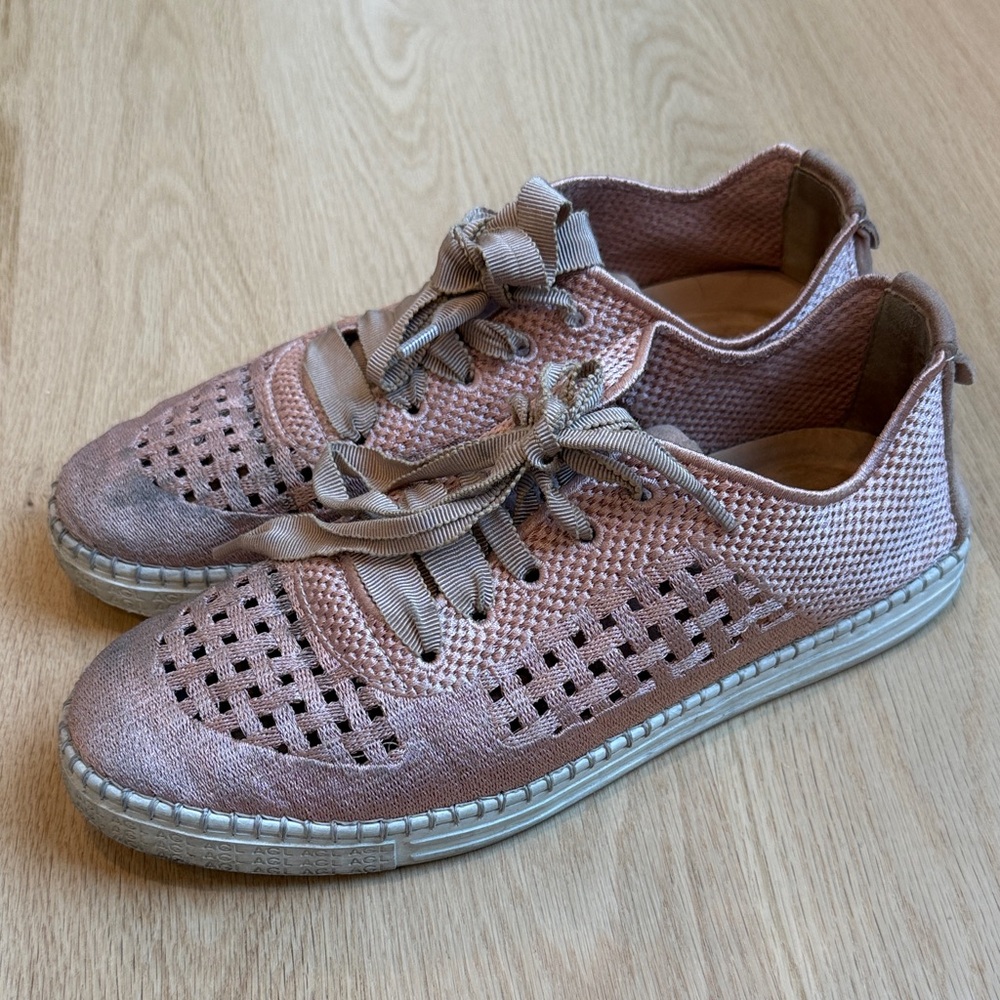 AGL Women's Blush Pink Perforated Sneakers